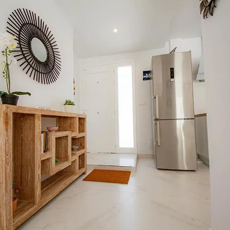 Point 3 Bed House Дом отдыха *