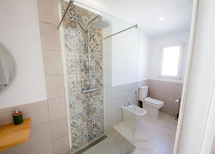 بيت للعطل Point 3 Bed House أرونا