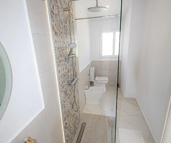 Point 3 Bed House